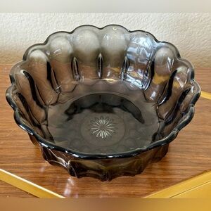 💕Vintage Smoky Black Bowl Sunburst Design on Bottom